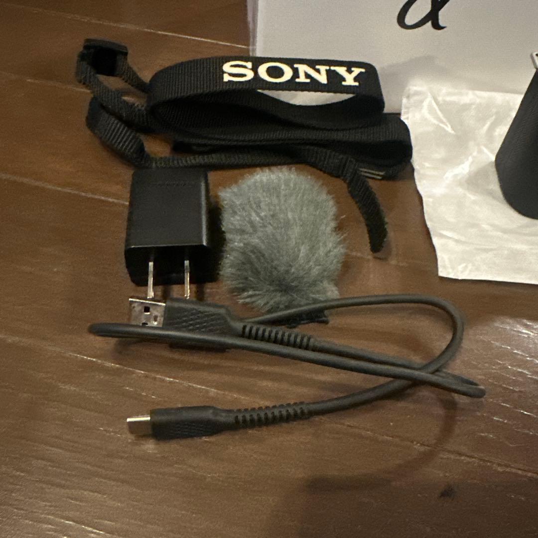 美品　SONY ZV-E10 ミラーレス一眼 4K