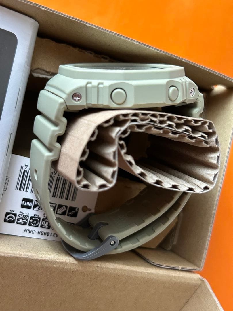 【新品】CASIO G-SHOCK GMAーS2100 オリーブ色　値下げ