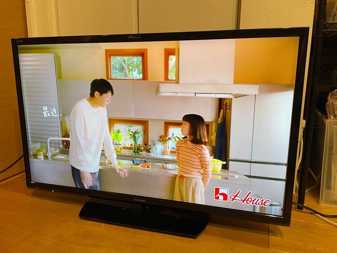 SHARP AQUOS 液晶テレビ 2T-C32AE1 2021年製