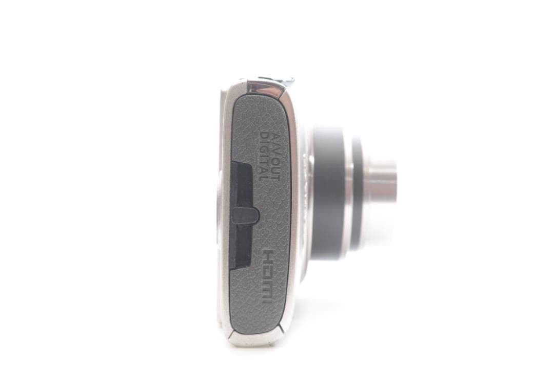 Canon IXY 650 シルバー コンパクトデジタルカメラ 箱付