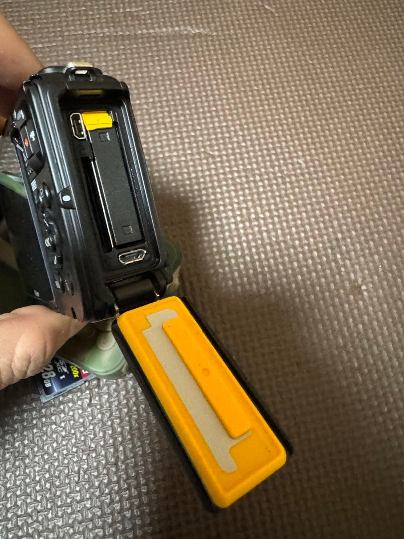 デジタルカメラ NIKON COOLPIX AW130