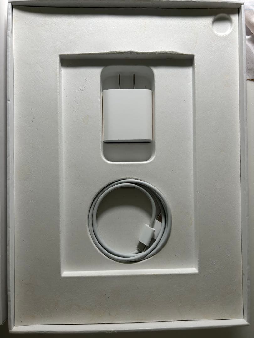 Apple iPad Air 第4世代 64GB スカイブルー／箱・充電器