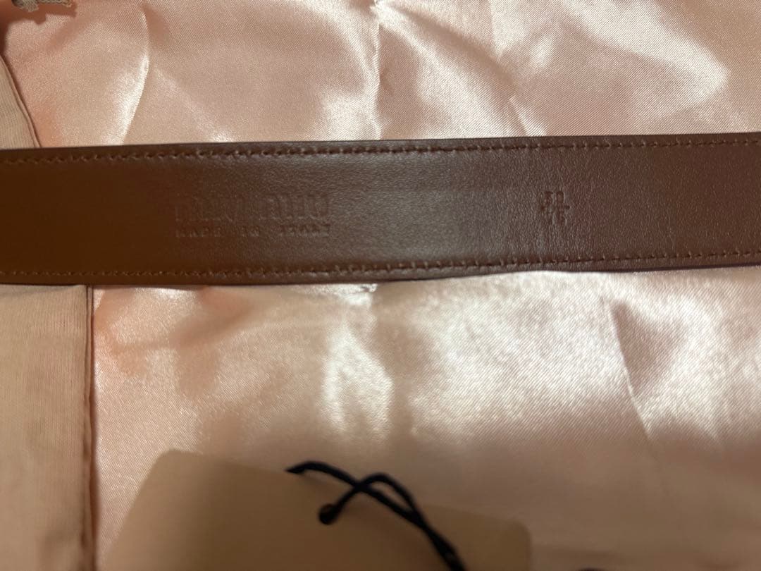 miu miu 牛革 ベルト 5CC536_2AlX_F0005