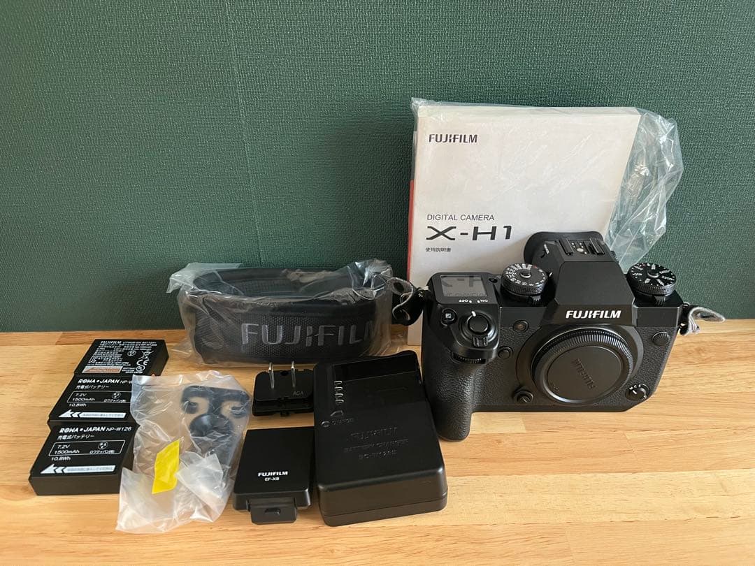 FUJIFILM X-H1 ボディのみ（箱他付属品あり）