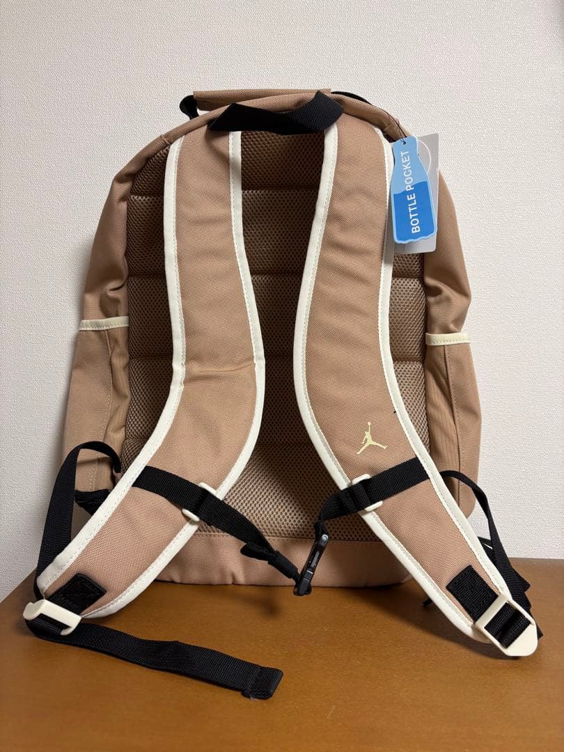 新品　NIKE エアジョーダン　バックパック　ベージュ　35L