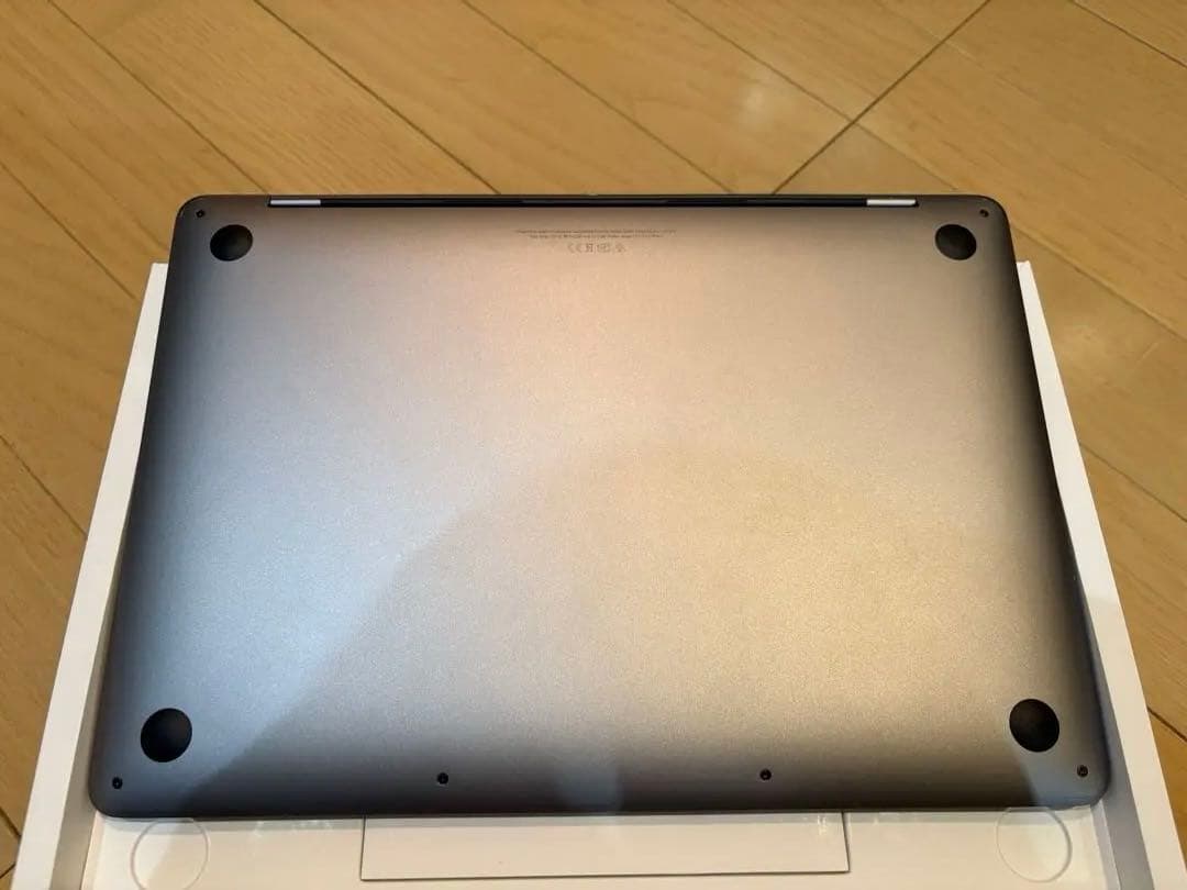 Apple MacBookPro 13インチ 2020年 本体