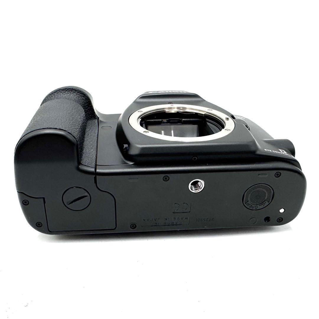 超希少！未使用 Canon キャノン EOS 3 ボディ 一眼レフ