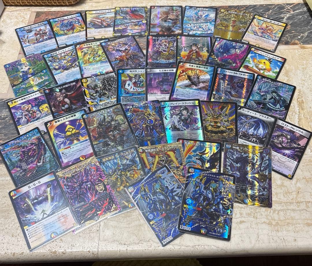 ボルコン　アーテルゴルギーニ　立ち上がる悪魔に天使　世紀末の善悪　神アート　他