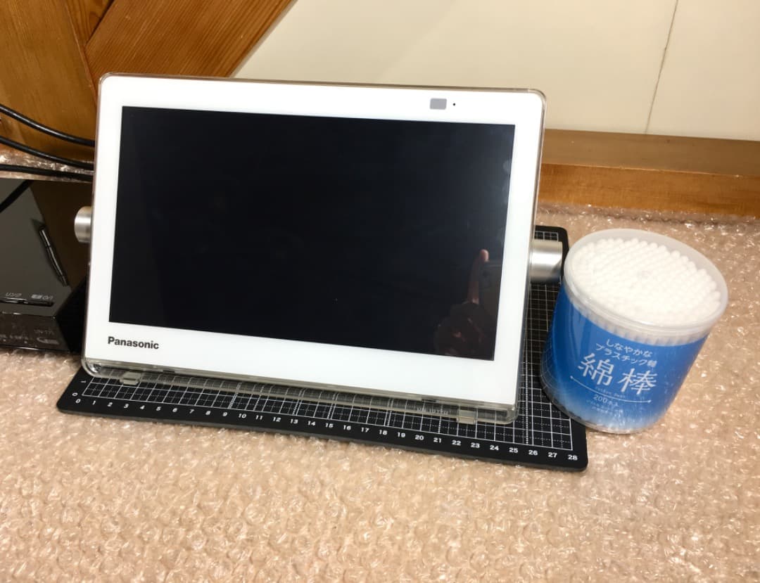 ○Panasonic ポータブルTV UN-10T7 プライベートビエラ18年製