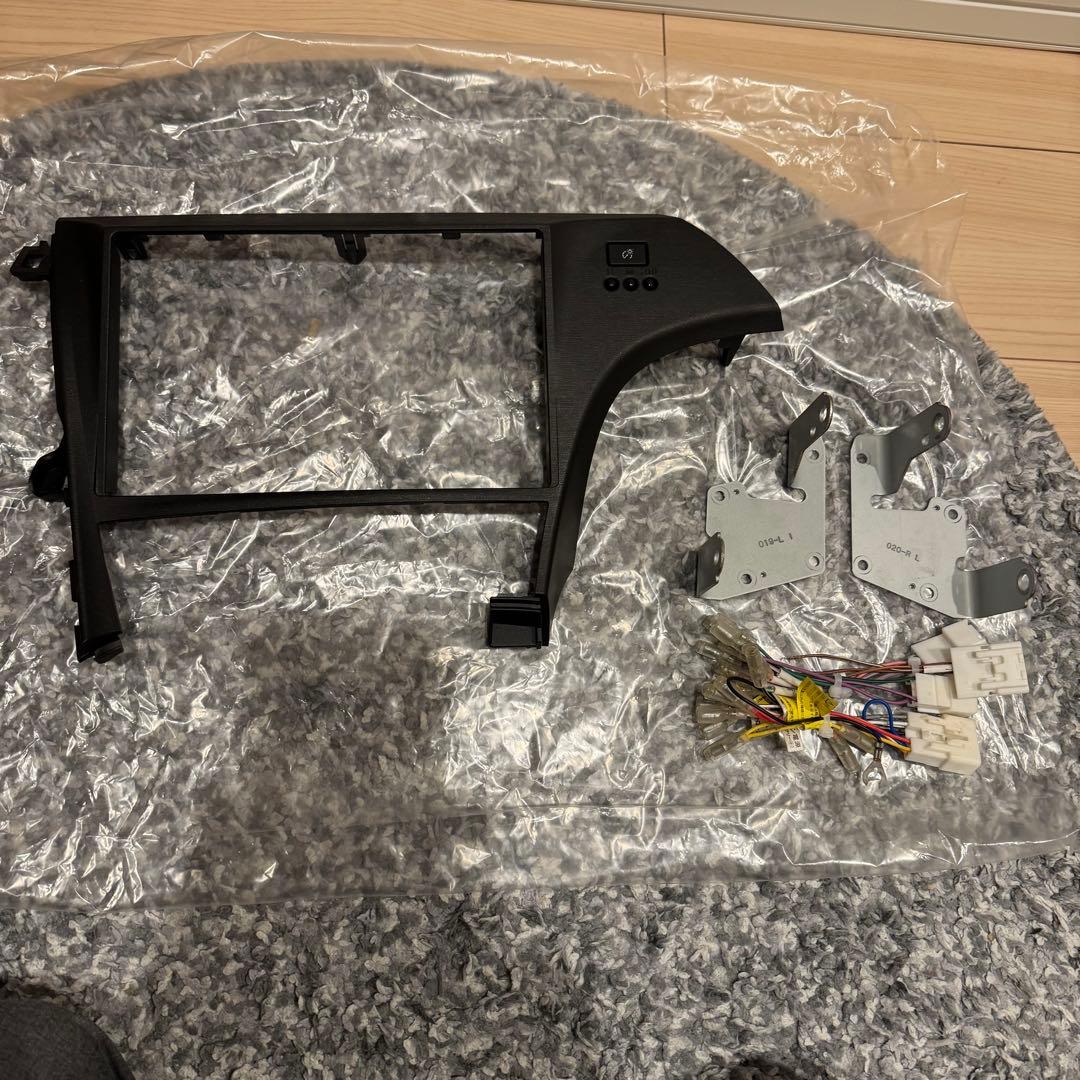 生産終了 入手困難 プリウス 30 9インチ 純正 形状 ナビ パネル ステー付