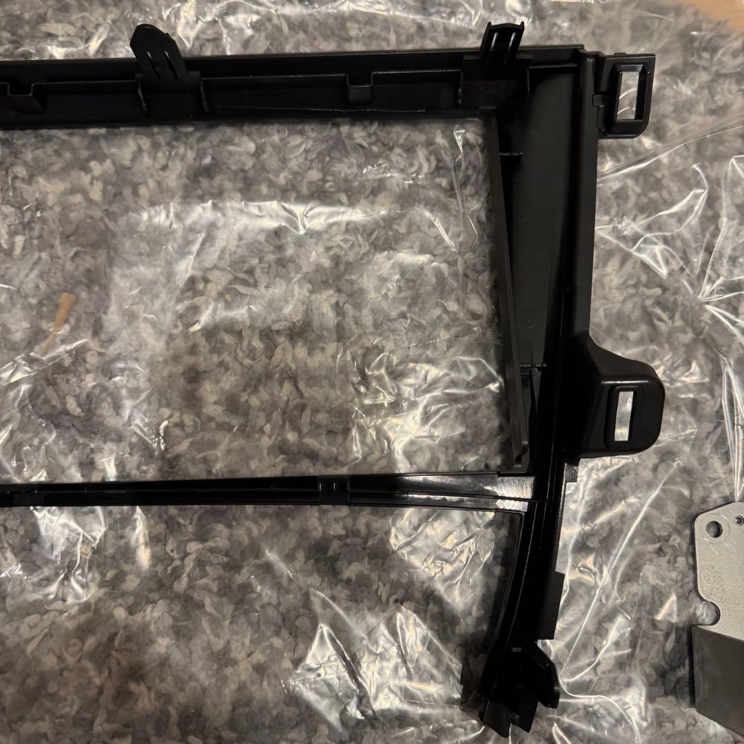 生産終了 入手困難 プリウス 30 9インチ 純正 形状 ナビ パネル ステー付