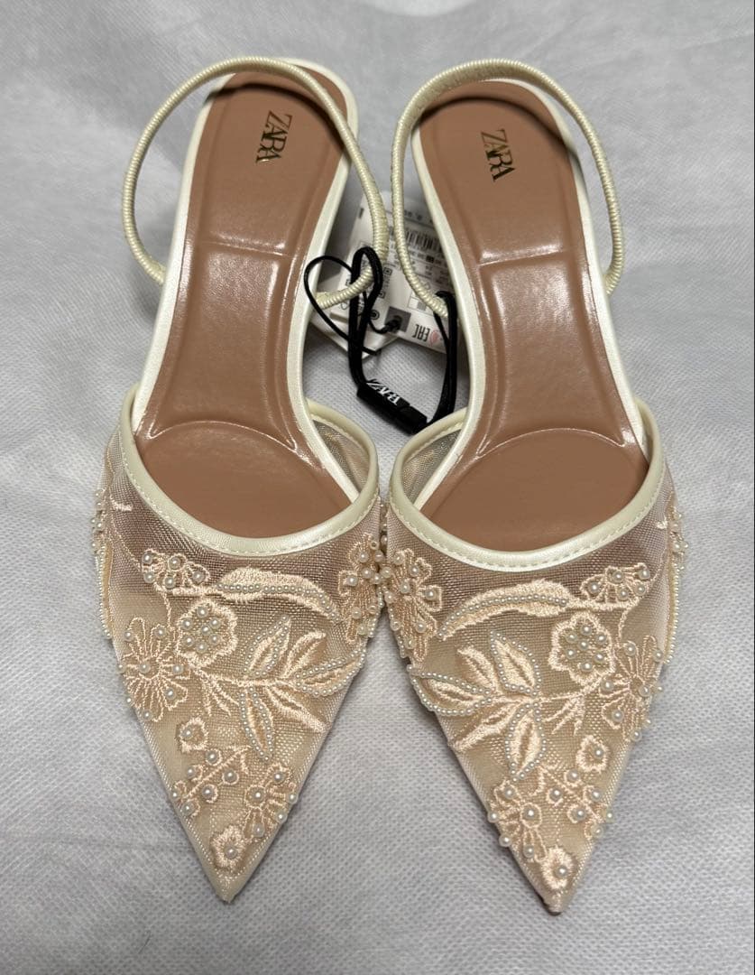 【新品タグ付き】ZARA 刺繍入りメッシュ、スリングバックスタイル　ホワイト24