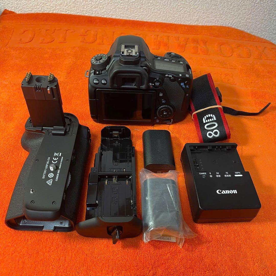 デジタルカメラ Canon EOS 80D & LENS & GRIP