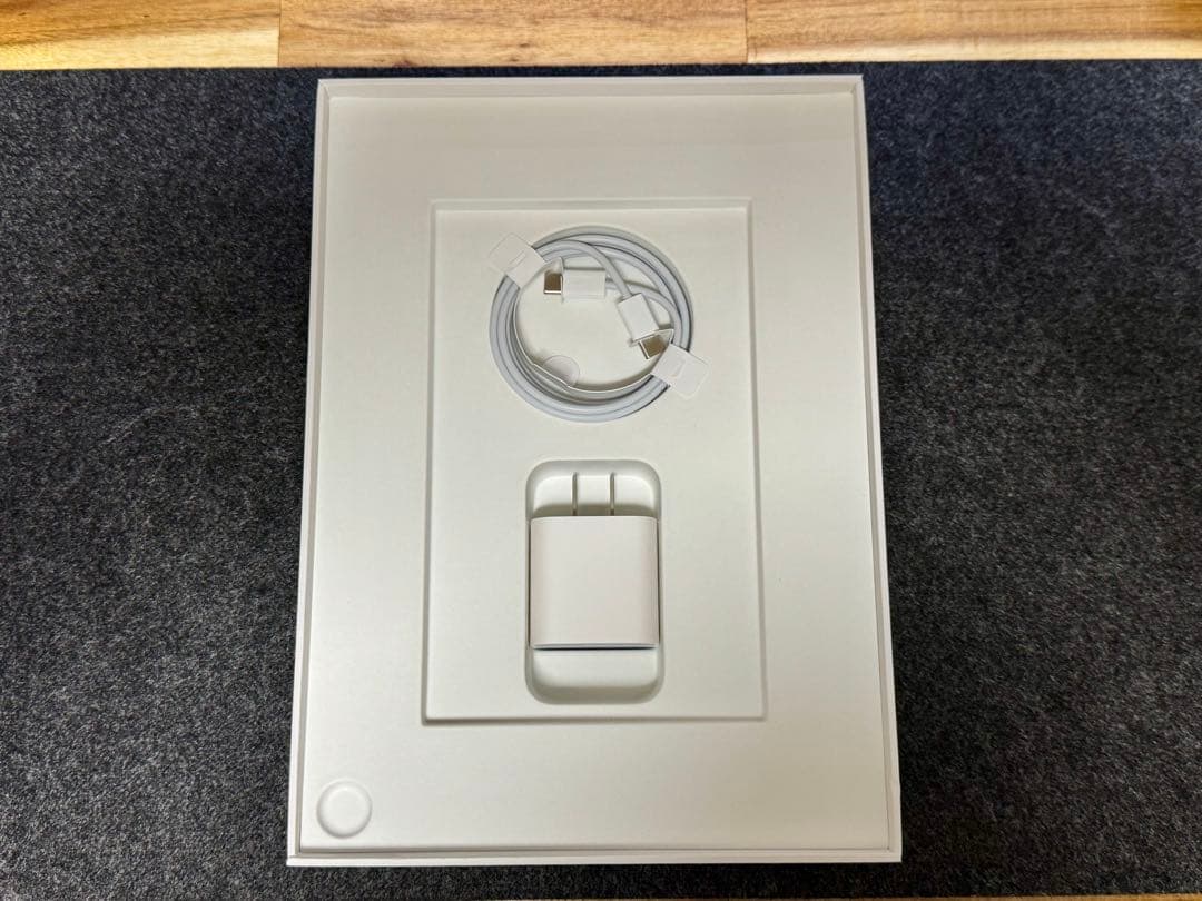 Apple iPad Air 第5世代 256g Wi-Fiモデル スターライト