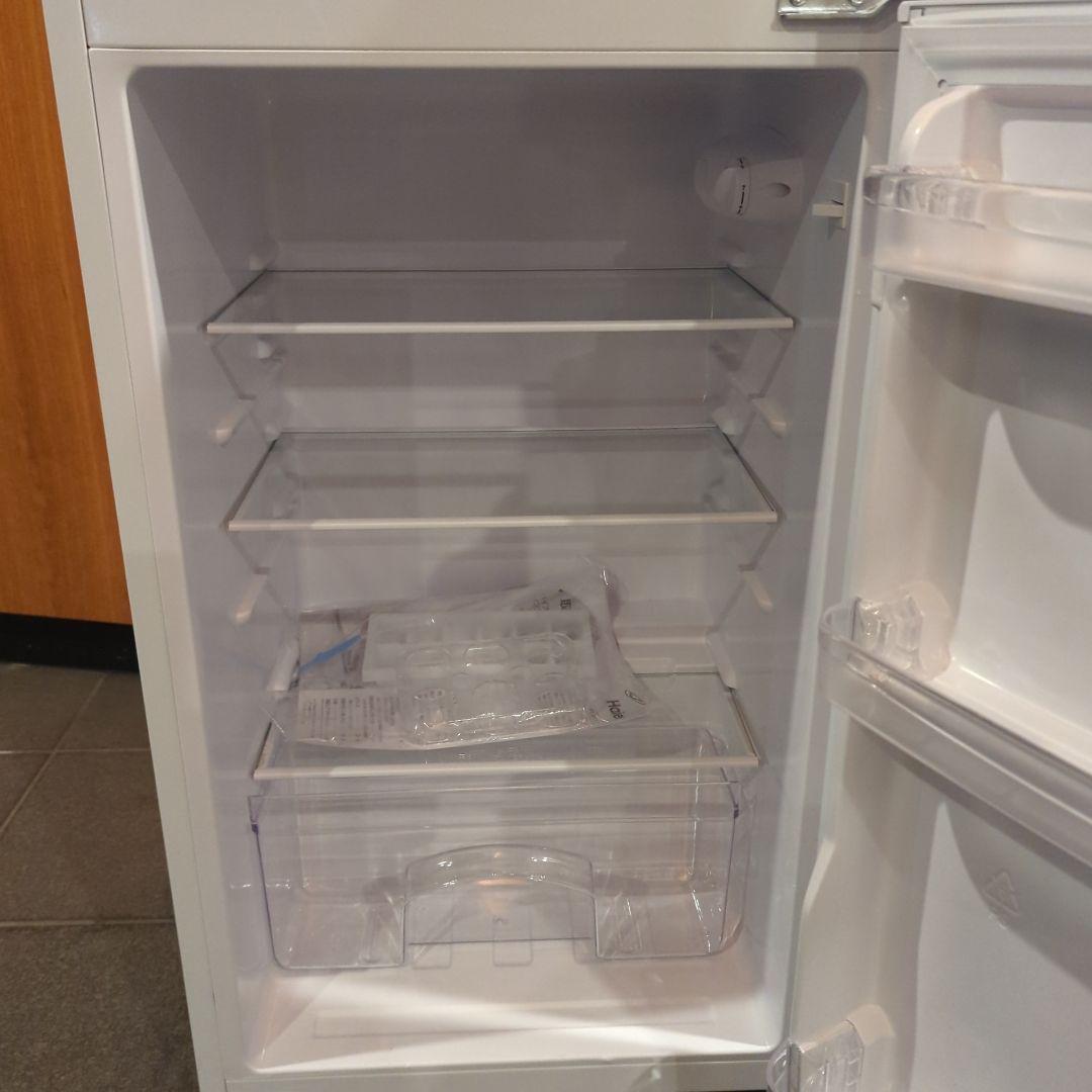 Rurudo☆2021年製！(東京23区のみ送料と設置無料！)冷蔵庫