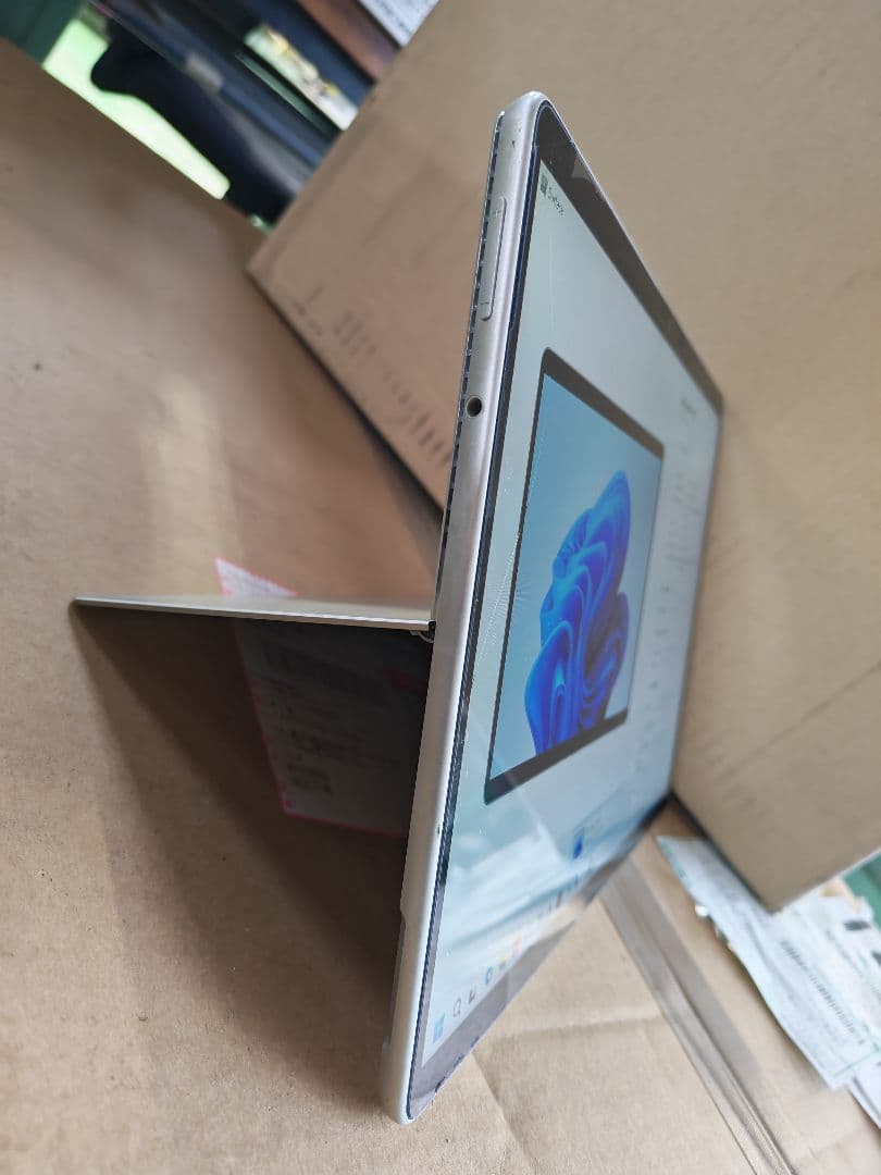 Surface Pro 8 本体 11世代 i5 16GB 1TB