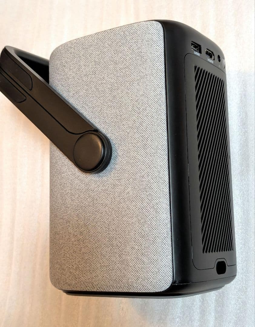 プロジェクター 家庭用 小型 Netflix公式アプリ内蔵 1000ANSI