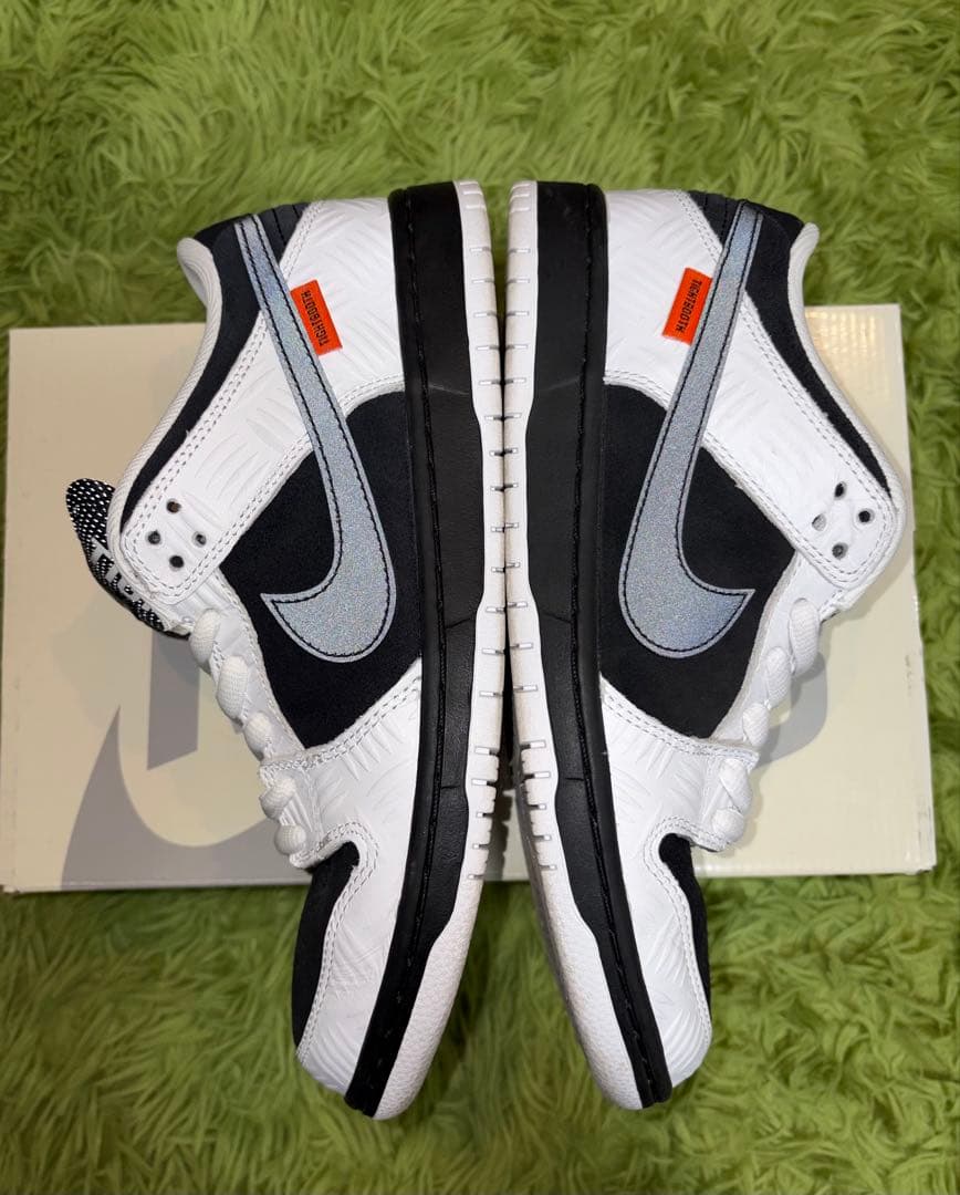 ・TIGHTBOOTH×NIKE SB DUNK LOW PRO QS