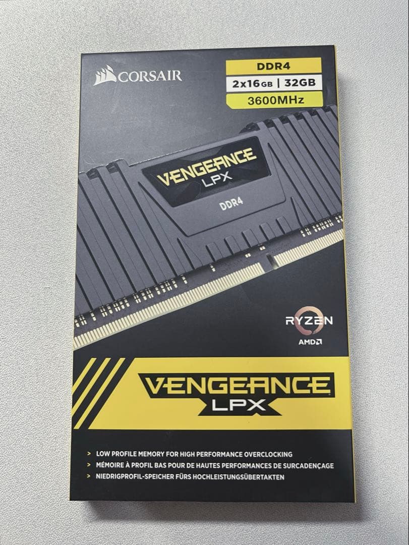 メモリー CORSAIR VENGEANCE LPX DDR4 32GB 3600MHz