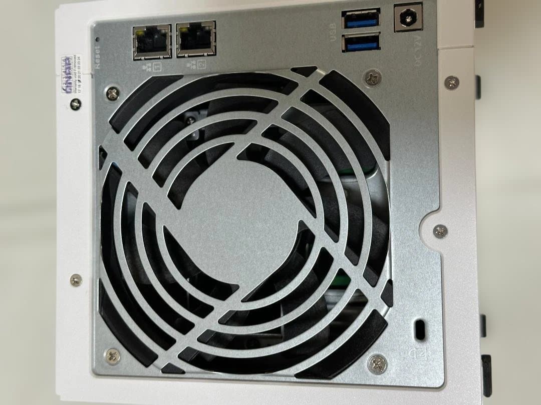 外付けハードディスク・ドライブ QNAP NAS TS-431P