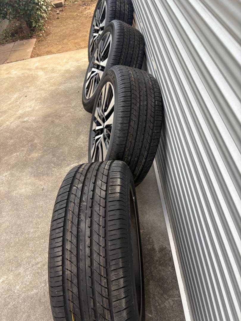 Toyo 18インチ ホイールセット 夏タイヤ付き