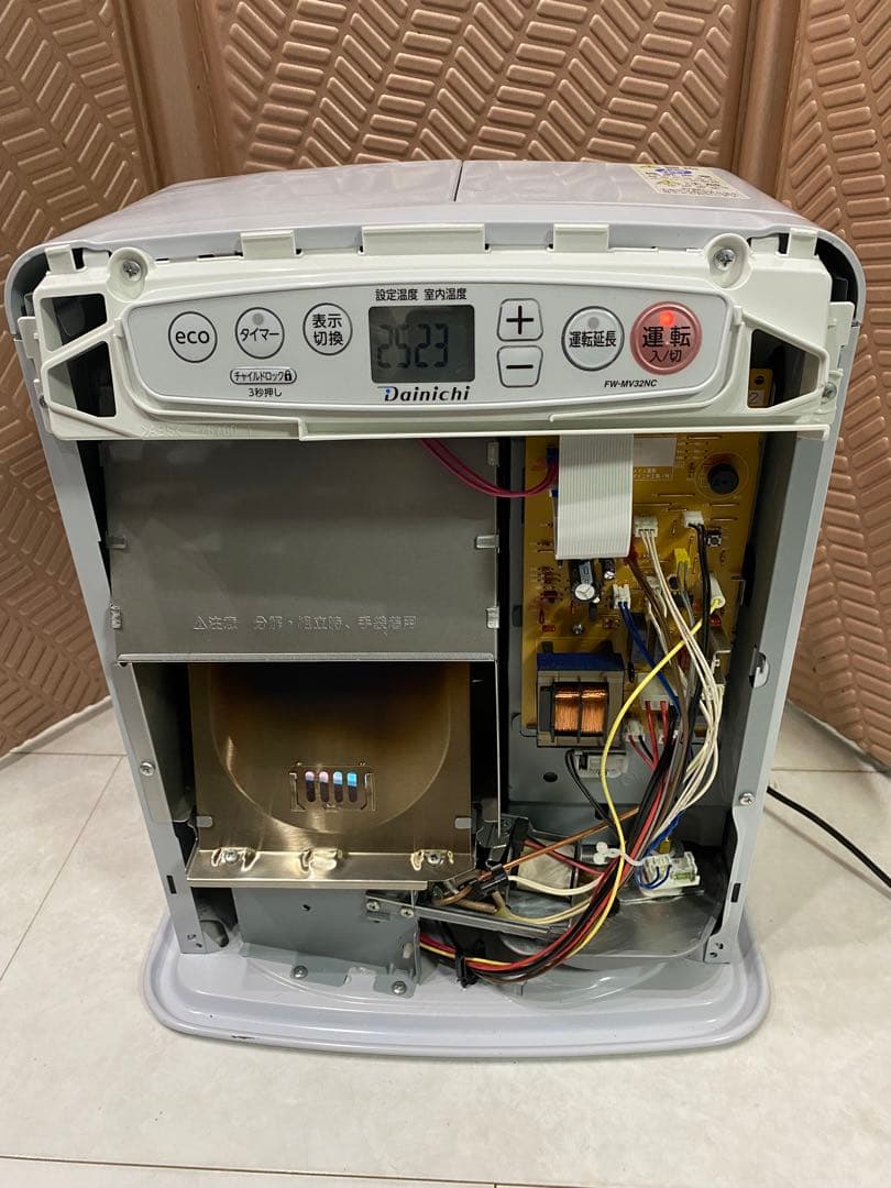 ダイニチ Dainichi 石油ファンヒーター　FW-MV32NC 2022年製