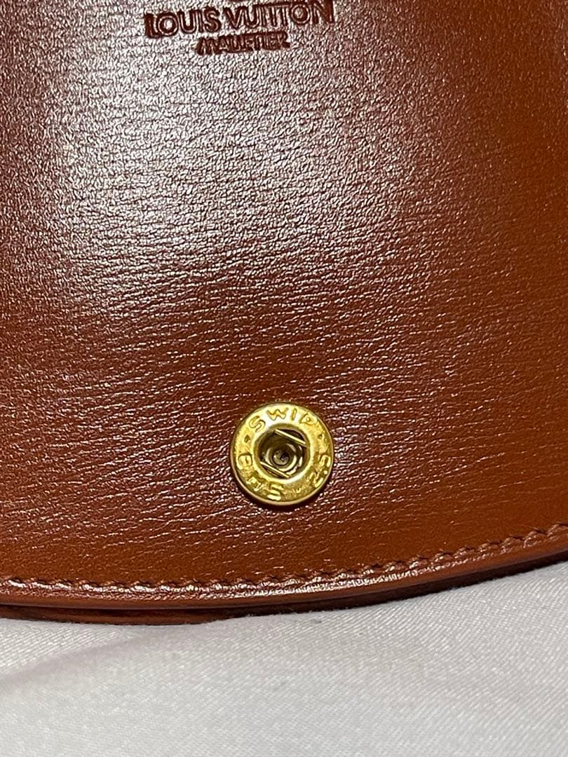 美品　LOUIS VUITTON キュベットスプール ケース 小銭入　エピ