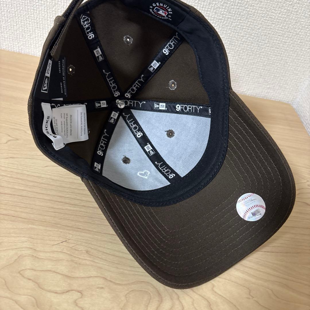 BASICKS NEWERAキャップ　ブラウンRIIZEアントン　新品ニューエラ