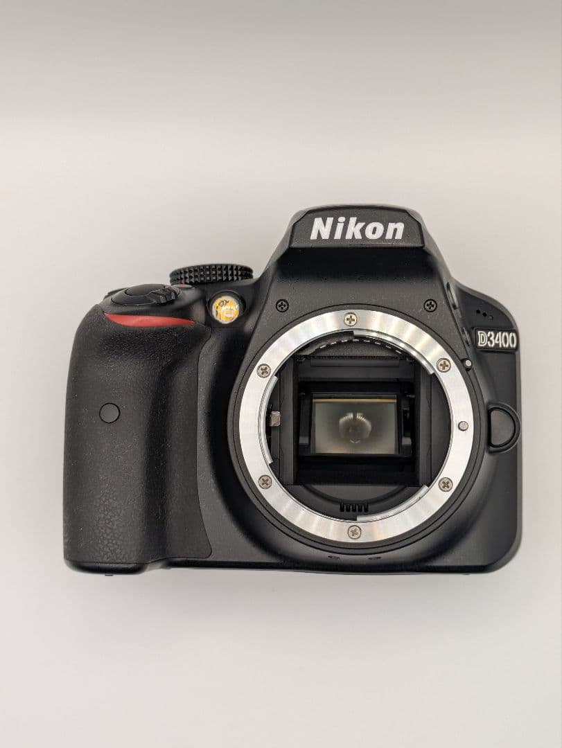 Nikon　D3400 ＋　レンズ　(18-70)
