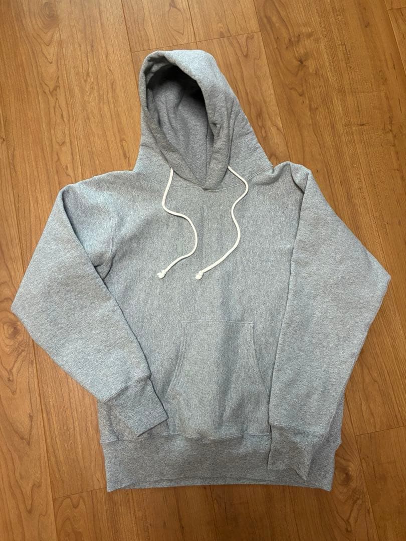 リバースウィーブ　フーデッドスウェットシャツ チャンピオン