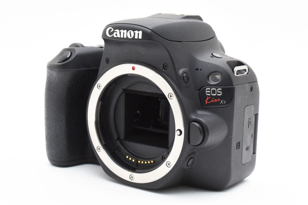 保証付き/デジタルー眼レフカメラ/canon kiss x9 望遠レンズセット