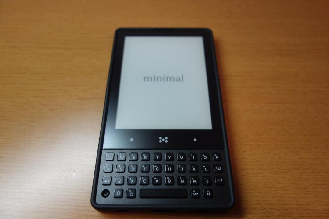 Minimal Phone Onyx 6GB / 128GB 純正ケース付