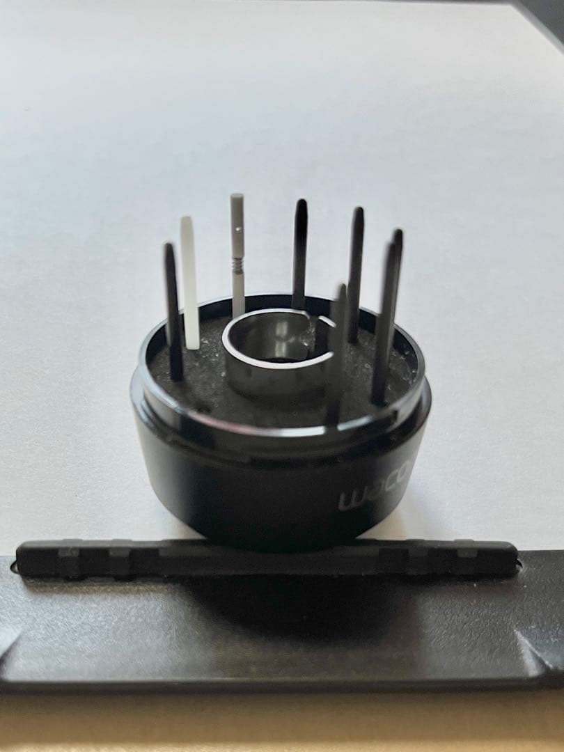 付属品・替芯付✨️液タブ wacom Cintiq13HD DTK-1301/K0