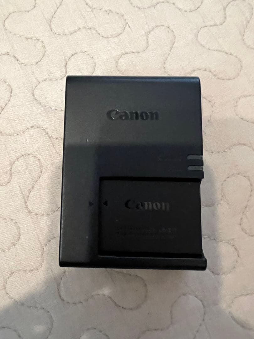 （動作確認済み）canon EOS kiss x9 + レンズセット