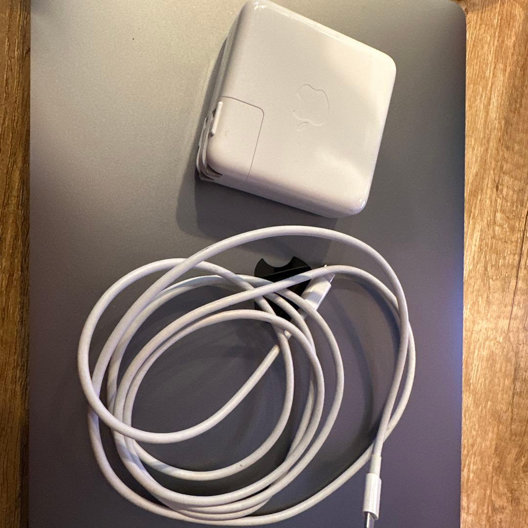 MacBook本体 M1 MacBook Pro 16GB / 2TB