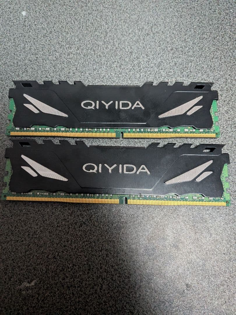 メモリー QIYIDA DDR4 16GB 2RX4 REGECC 3200