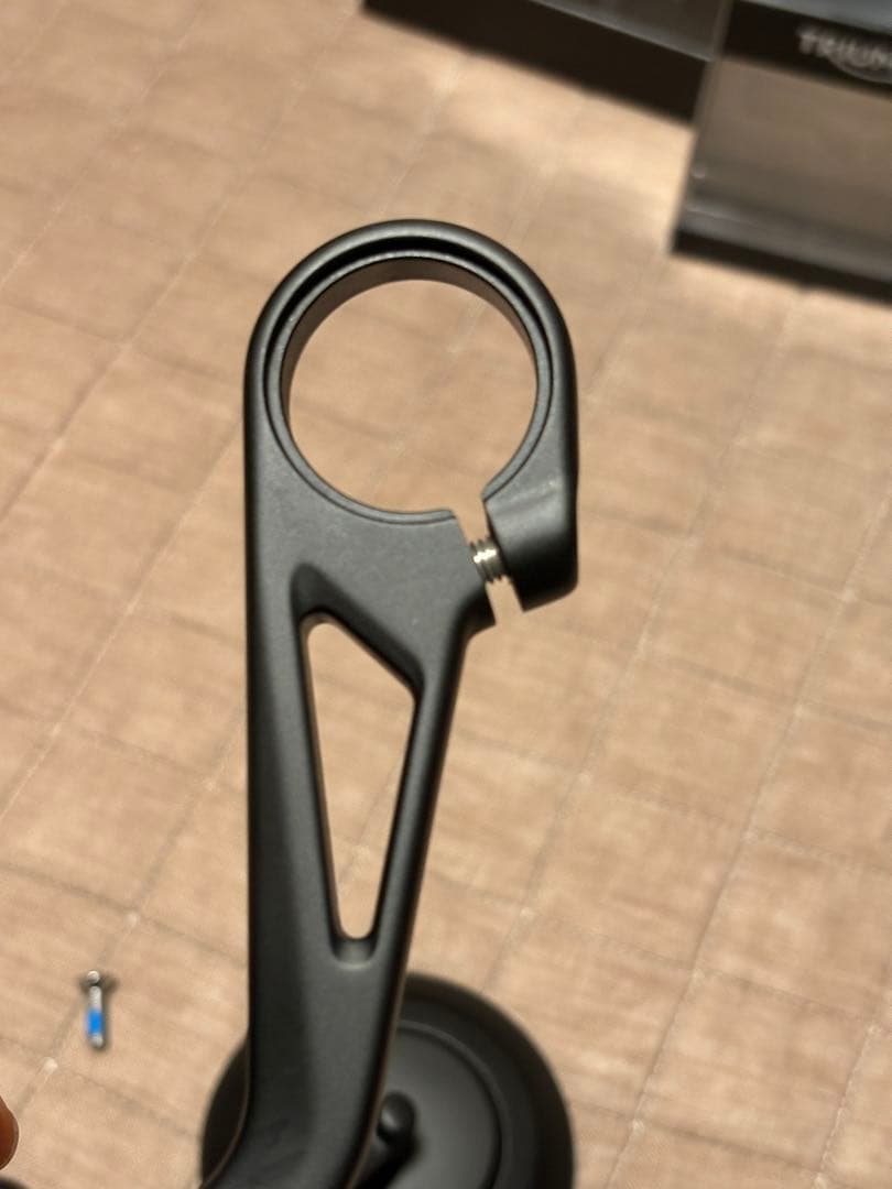 トライアンフ純正オプション　バーエンドミラー バーエンドフィニッシャー付き