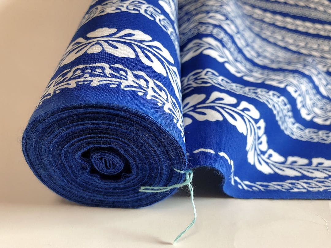 新品未使用　竺仙　浴衣反物 紺色×白しだれ藤葉模様 綿100% 高級ブランドです