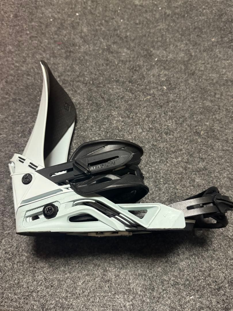 ミリモ　Salomon スノーボードビンディングSHADOW