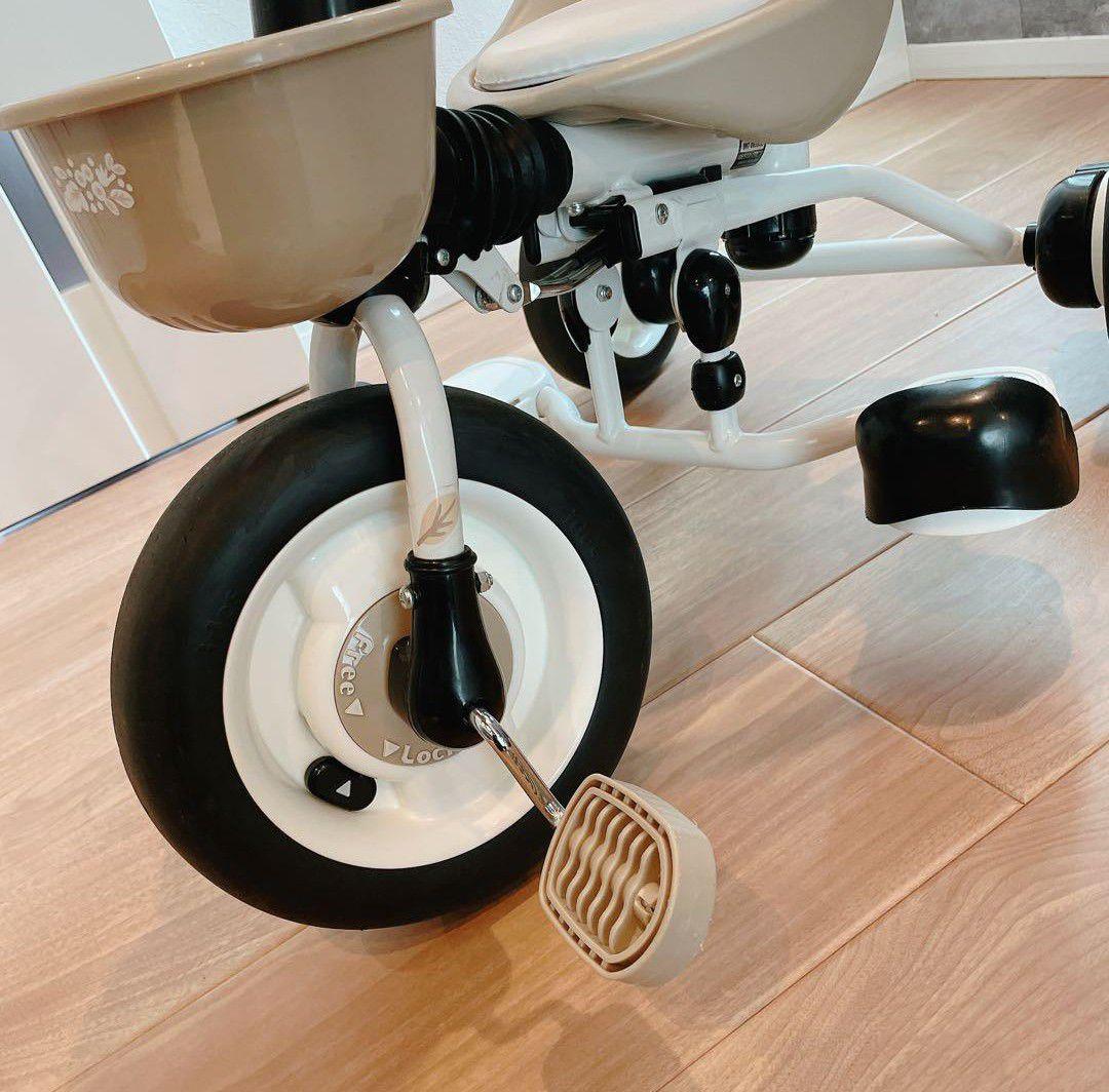 【美品】ides 折りたたみおさんぽ　コンポ ベージュ 折りたたみ三輪車