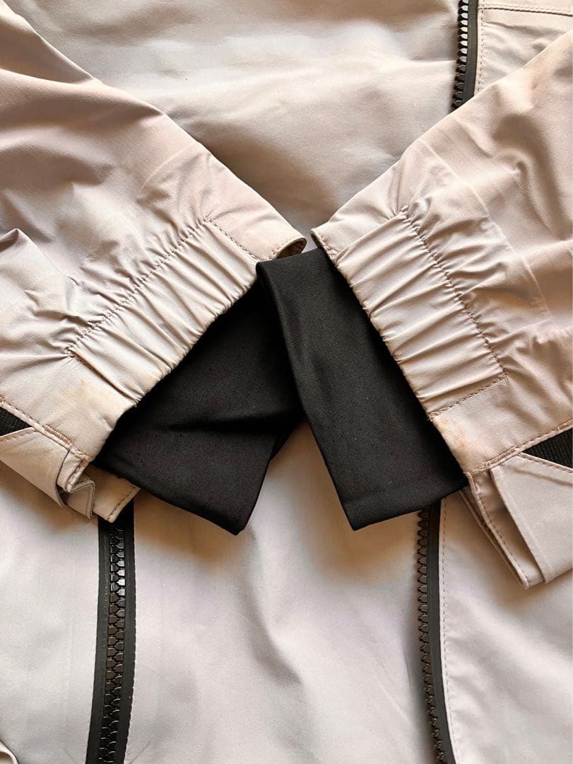 Volcom gore Tex ブライアンイグチモデル ジャケットMサイズ