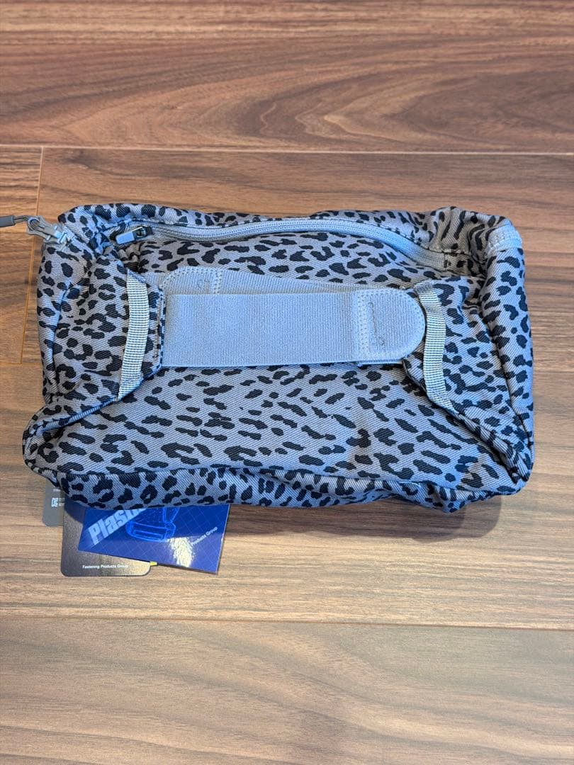 新品未使用 KET グスケット365抱っこ紐Plus グレーレオパード