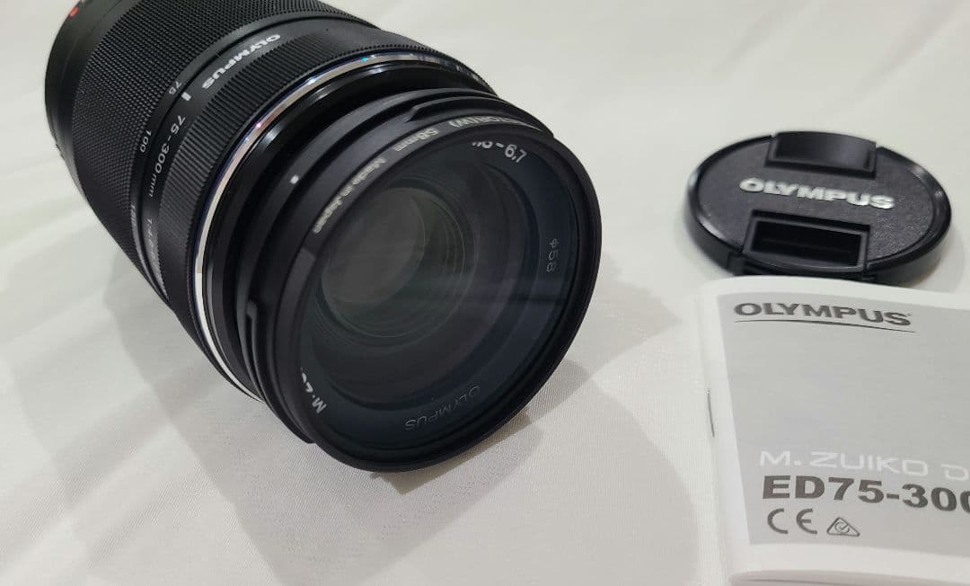 OLYMPUS ED75-300mm f4.8-6.7Ⅱ プロテクター&バック付