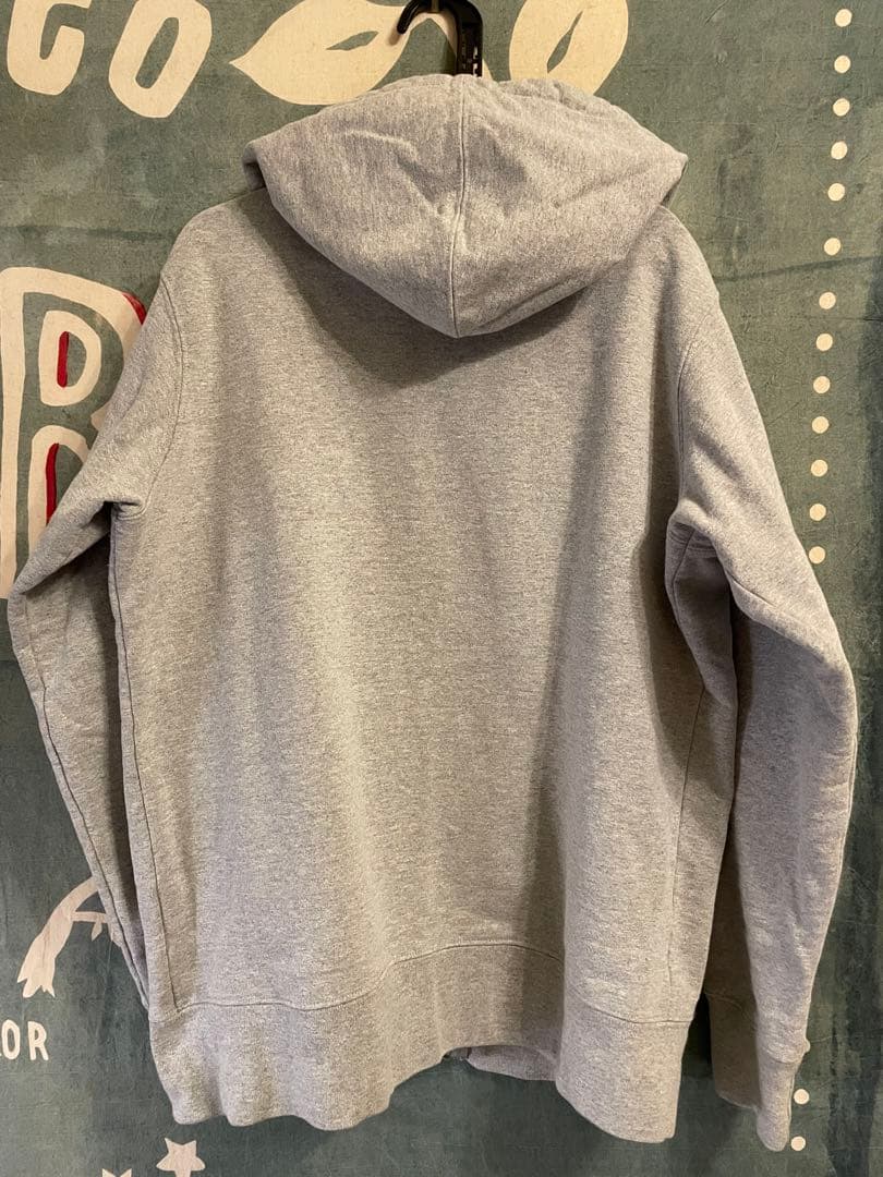 Supreme Small Boxシュプリーム　ジップアップパーカースウェット