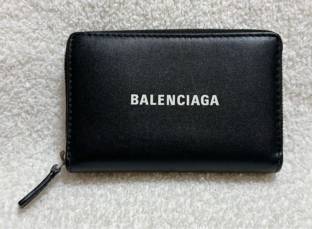 BALENCIAGA ケース　ラウンドジップ　ファスナー