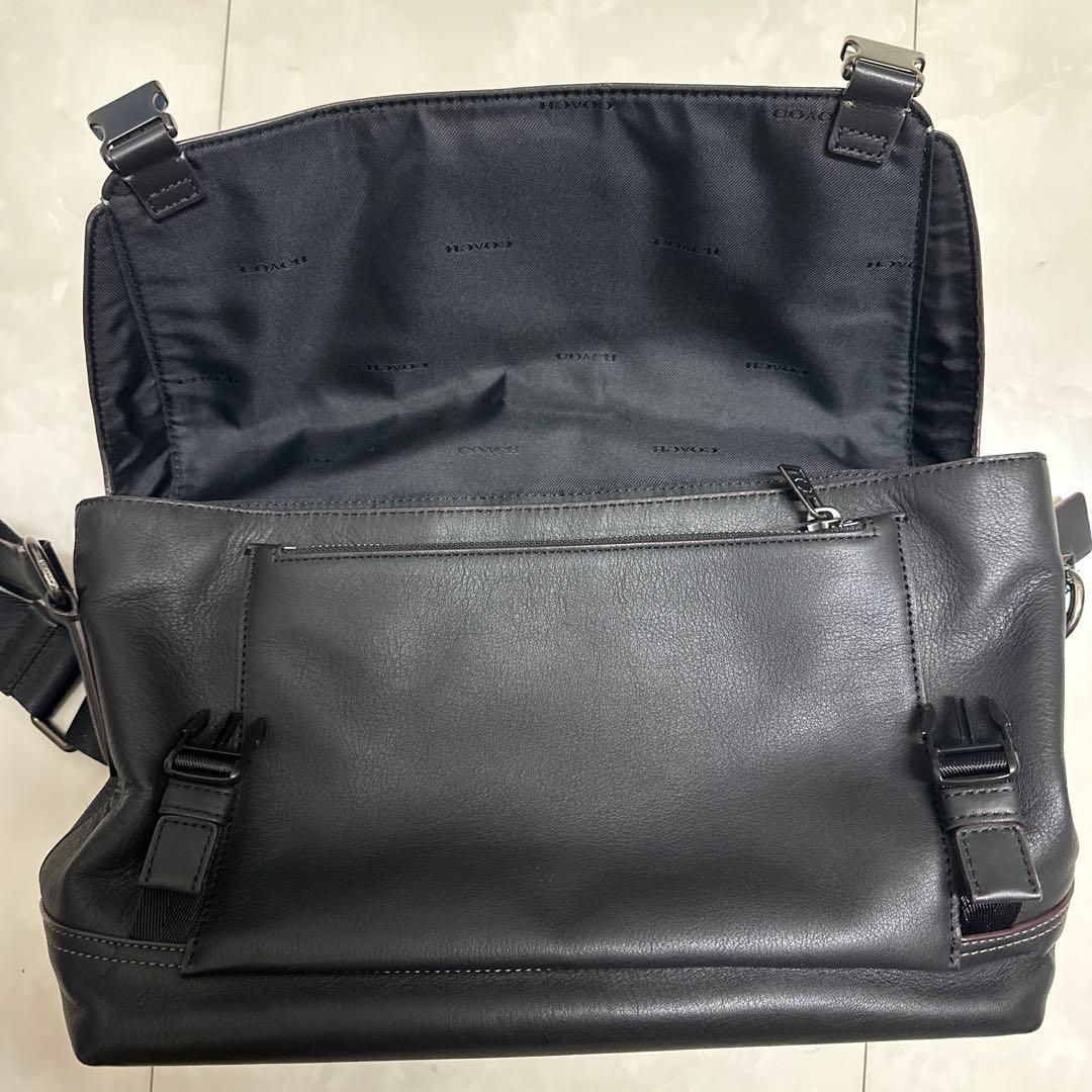 コーチ　メッセンジャーバッグ