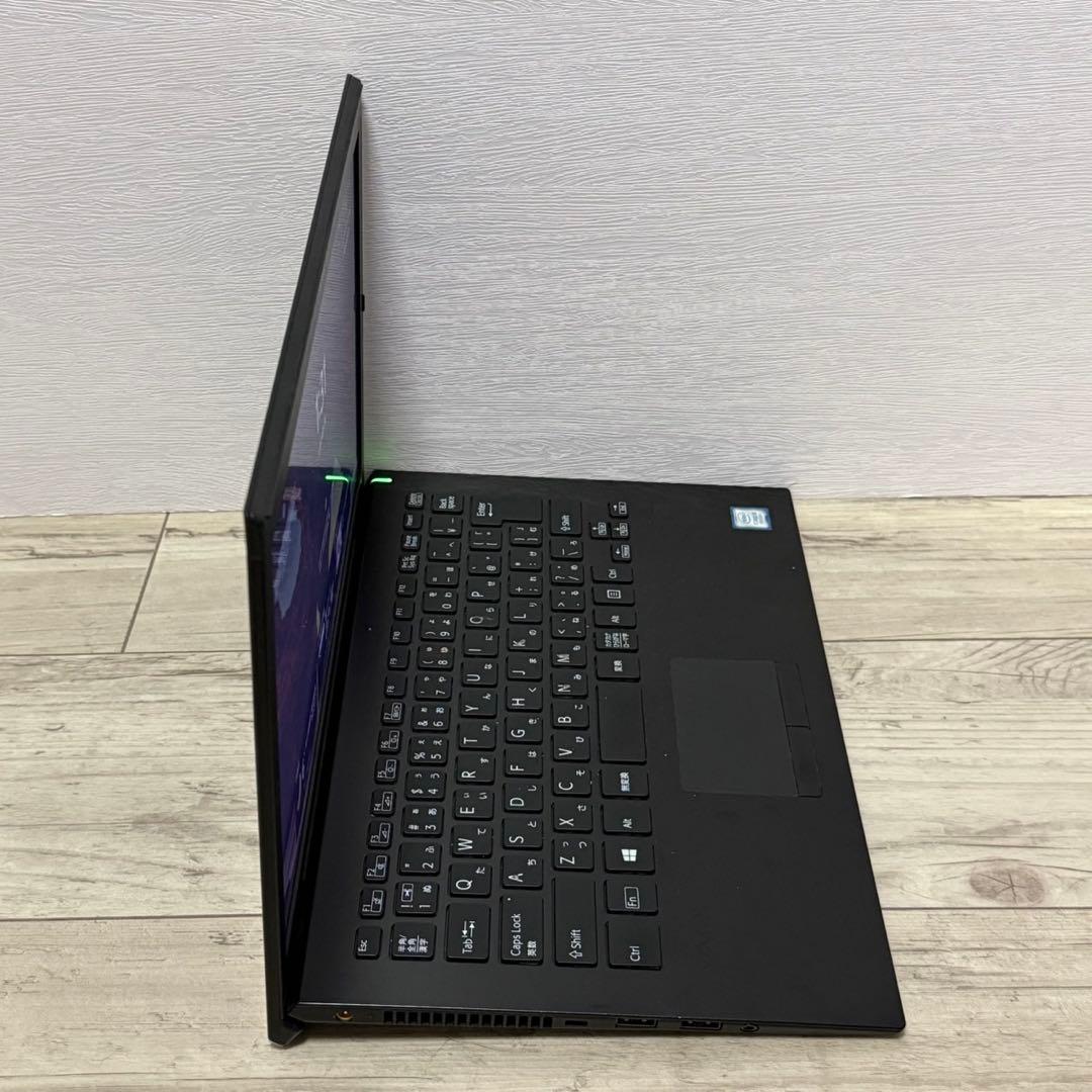 薄型軽量 第8世代 i5 VAIO Pro PG 8GB SSD Office