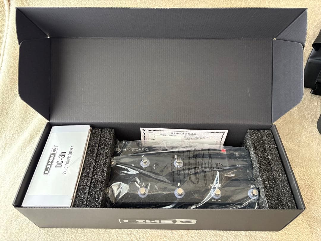 LINE 6 HX STOMP XL （ HX Bag＋ストラップ 付）