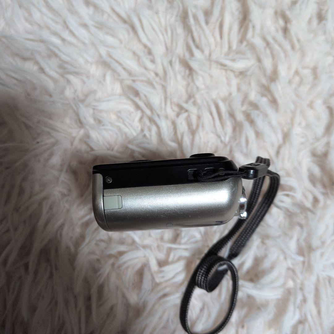 Nikon COOLPIX A10 単三電池駆動