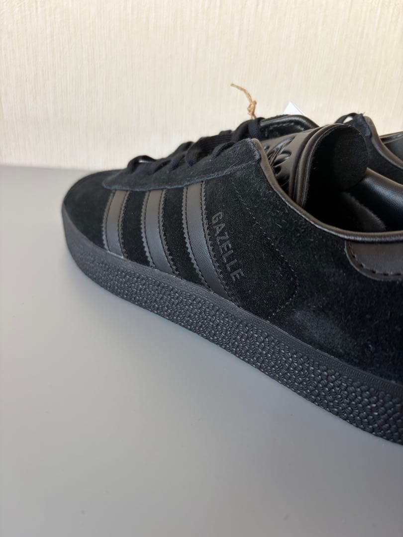 【新品未使用】アディダス ガゼル CQ2809 ブラック 25.5cm